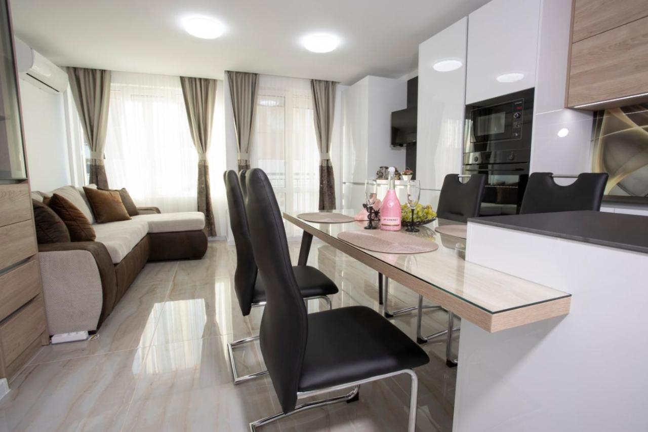 Apartment апартамент за гости ивви-1